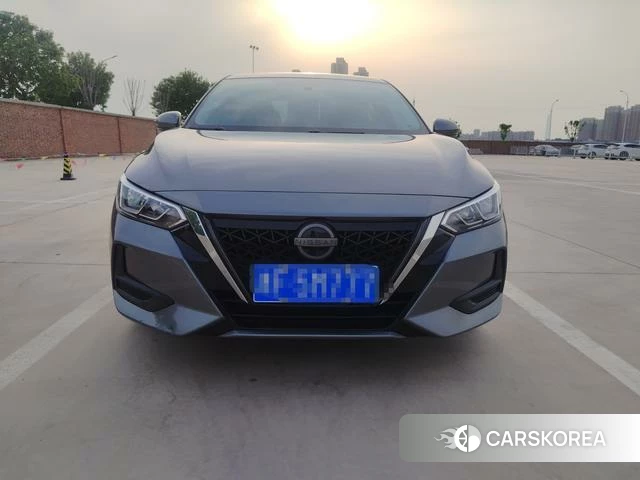 Nissan Xuan Yi 2022 Темно-серый из Китая, фото 5