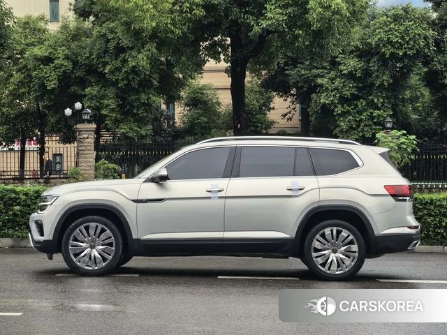 Volkswagen Tourang id 4335870 из Китая 13