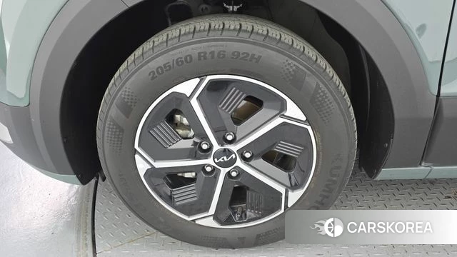 Kia Di Ol Nu Niro id 4223412 из Кореи 28