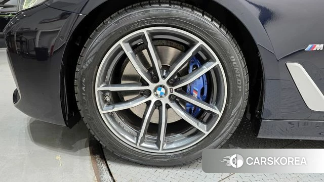 BMW 5 Series (G30) id 3859413 из Кореи 15