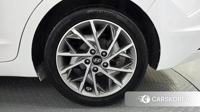 Hyundai The New Avante AD id 3439714 из Кореи 15