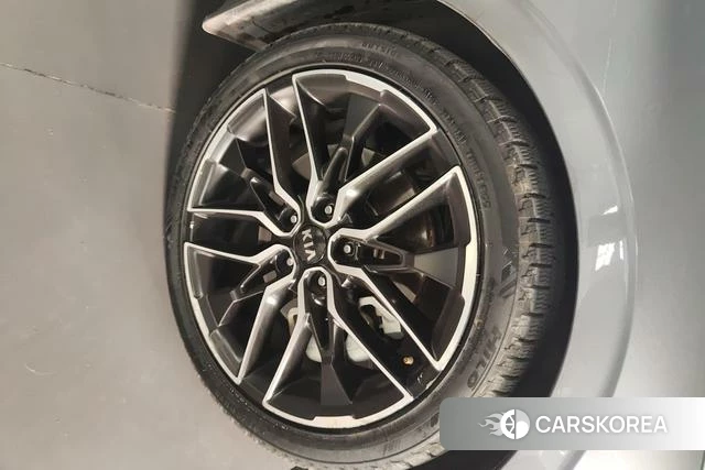 Kia K5 id 4277451 из Китая 12