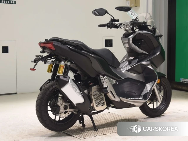 Проданный Honda ADV150 2019 из Японии, фото 2