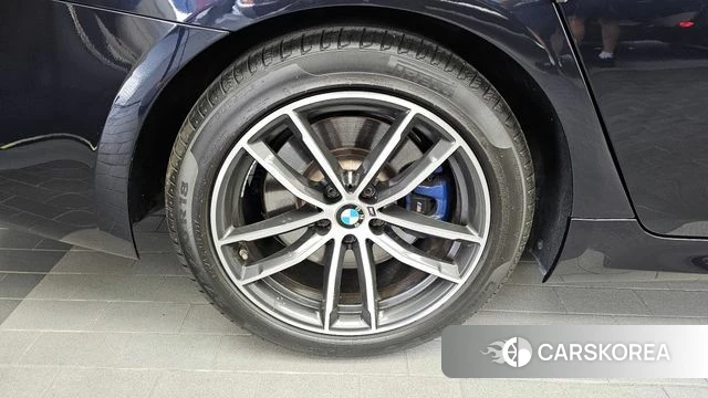 BMW 5 Series (G30) id 4847960 из Кореи 15