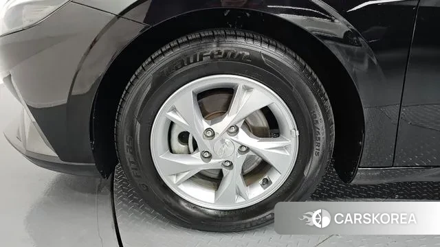 Hyundai Avante (CN7) id 2931579 из Кореи 15