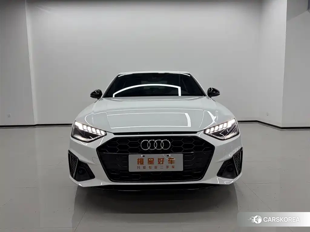 Audi A4L id 4622387 из Китая 9