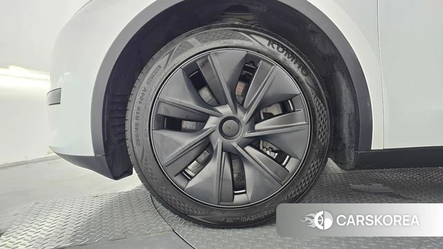 Tesla Model Y id 4730043 из Кореи 29