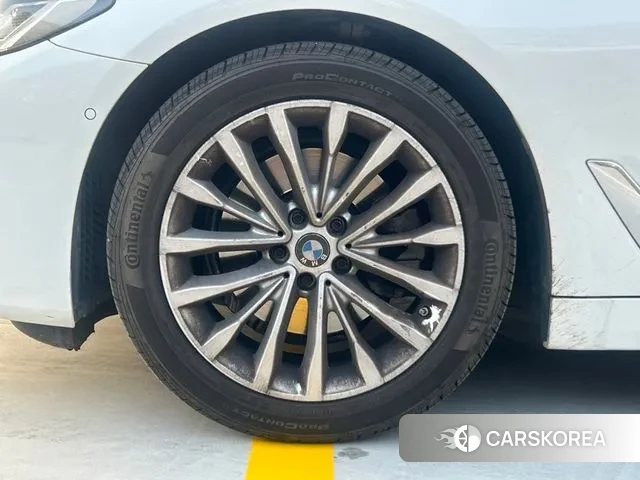 BMW 5 Series (G30) id 3675857 из Кореи 15