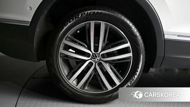 Volkswagen Tiguan Allspace id 4017000 из Кореи 15
