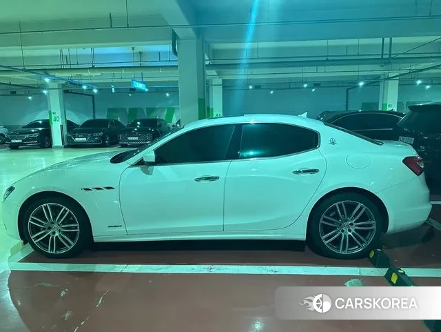Maserati Ghibli id 3000364 из Кореи 10