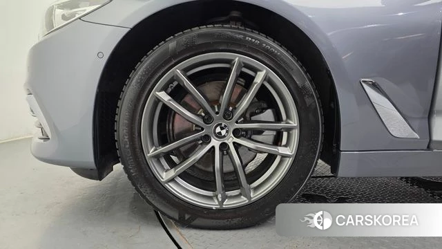 BMW 5 Series (G30) id 4543425 из Кореи 15