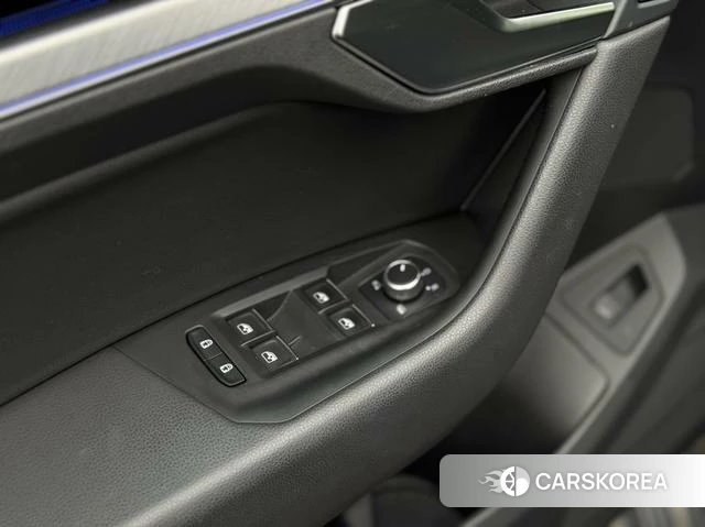 Volkswagen Touareg id 3908042 из Китая 9