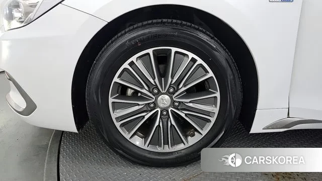 Hyundai Grandeur IG Hybrid id 2961919 из Кореи 15