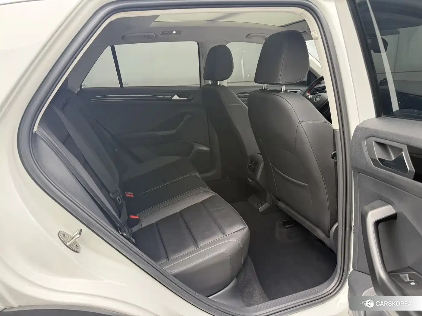 Volkswagen T-ROC exploring Songs 2022 Белый из Китая, фото 5