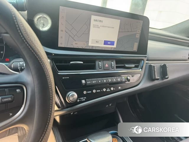 Lexus ES id 4273657 из Китая 9