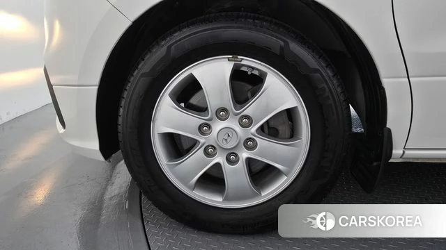 Hyundai The New Grand Starex id 4684404 из Кореи 15