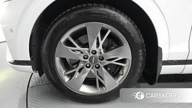 Genesis GV70 id 4458275 из Кореи 15