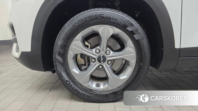 Kia Seltos id 4402630 из Кореи 25