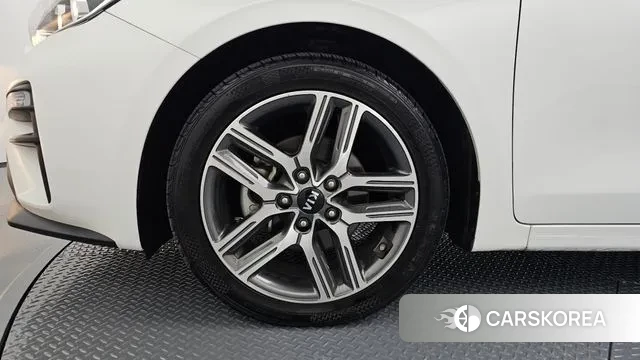 Kia Come New K3 id 3244119 из Кореи 15