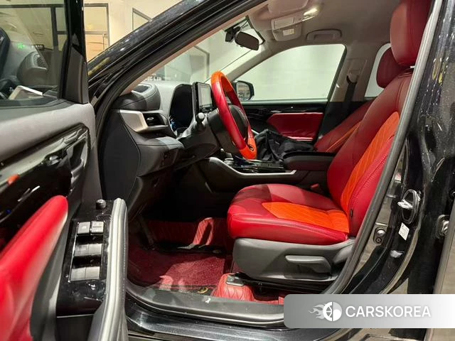 Toyota Highlander 2024 Черный из Китая, фото 5