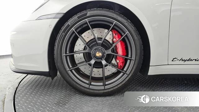 Porsche 911(992) id 4617459 из Кореи 15