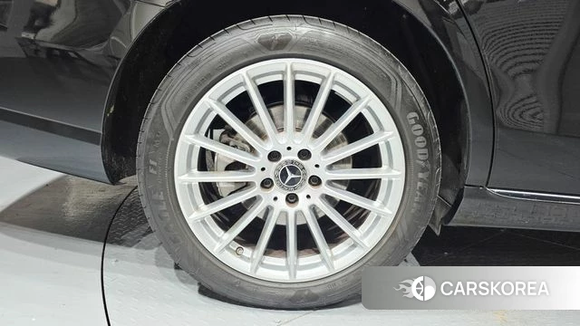 Mercedes-Benz E-Class W213 id 4360779 из Кореи 25