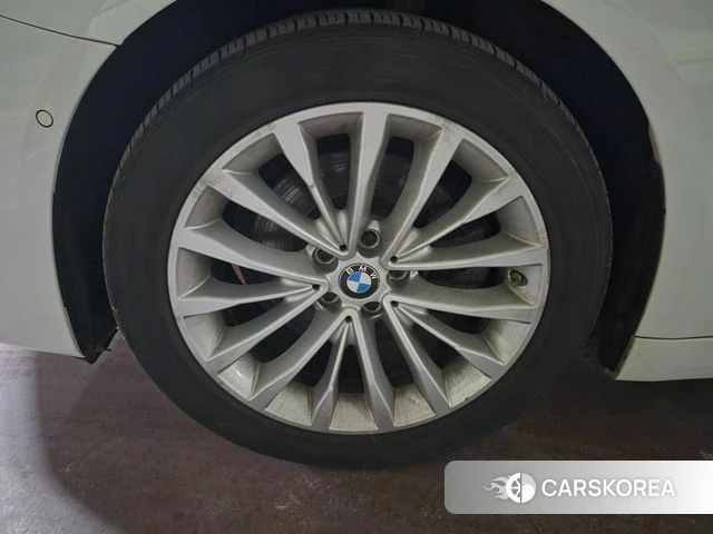 BMW 5 Series (G30) id 3801747 из Кореи 12