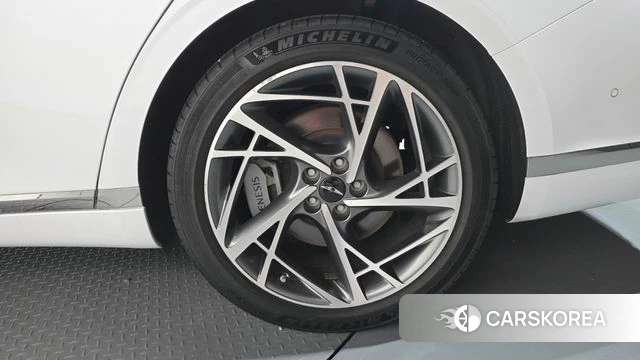 Genesis G90 (RS4) id 4656264 из Кореи 15