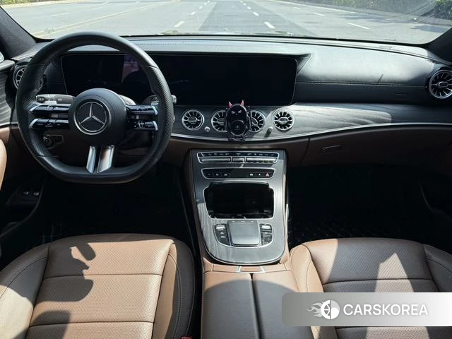 Mercedes-Benz E-class PHEV 2022 Черный из Китая, фото 5