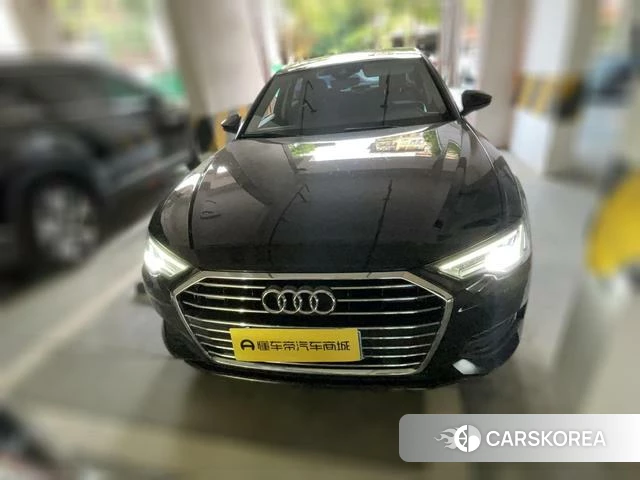 Audi A6L 2021 Черный из Китая, фото 5