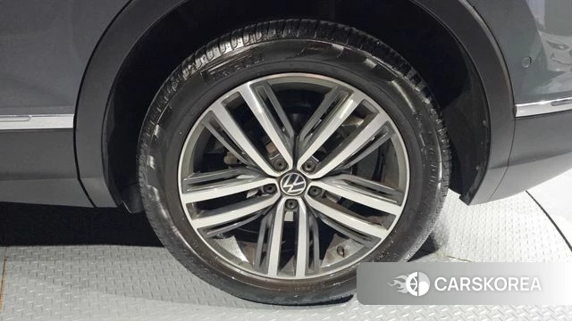Volkswagen Tiguan second Generation id 3841480 из Кореи 15