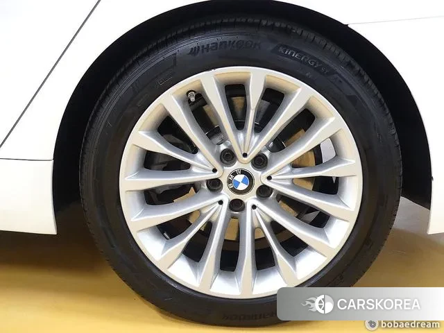 BMW 5 Series (G30) id 3458137 из Кореи 15