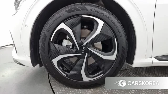 Kia EV6 id 3022025 из Кореи 15