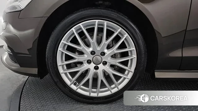 Audi New A6 id 3599149 из Кореи 15