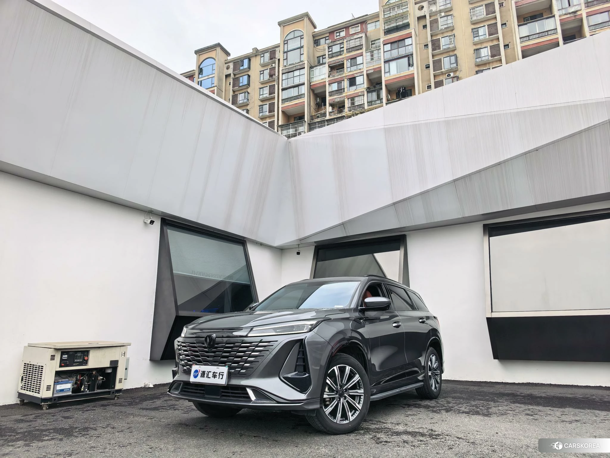 Chang'an CS75 PLUS 2023 Темно-серый из Китая, фото 5