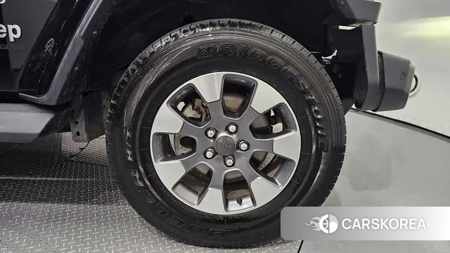 Jeep Wrangler (JL) id 3147772 из Кореи 15