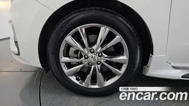 Kia The New Carnival id 2507270 из Кореи 15