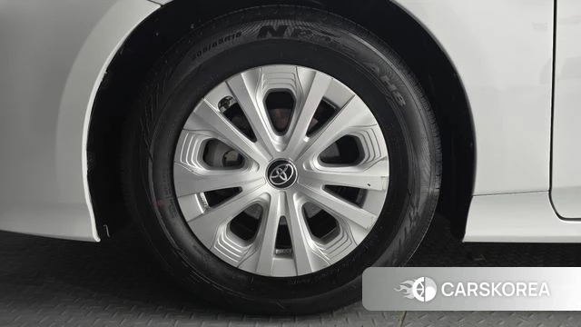 Toyota Prius 4th Generation id 3941928 из Кореи 15