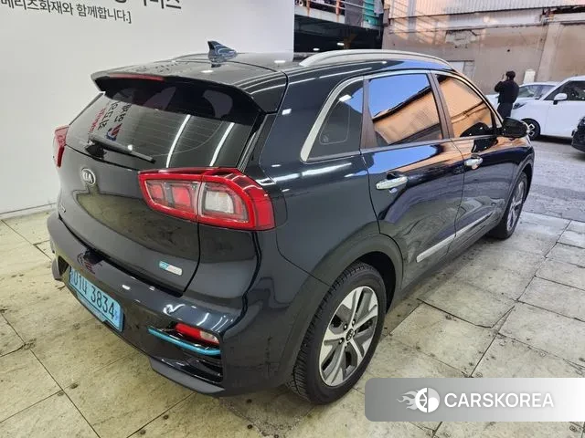 Kia Niro EV id 3399601 из Кореи 15