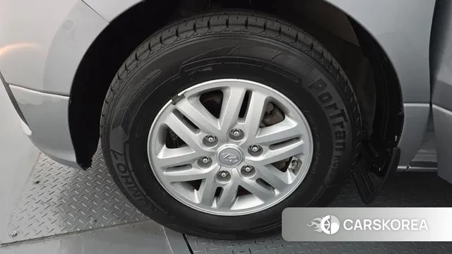 Hyundai The New Grand Starex id 3144934 из Кореи 15