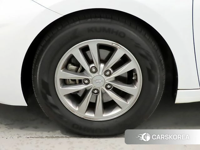 Hyundai The New Avante AD id 4424559 из Кореи 15
