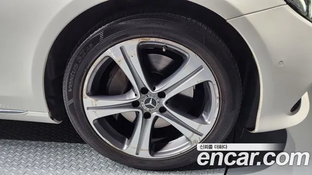 Mercedes-Benz E-Class W213 id 2707641 из Кореи 15