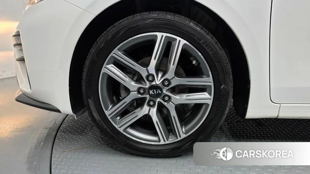 Kia Come New K3 id 4698521 из Кореи 15