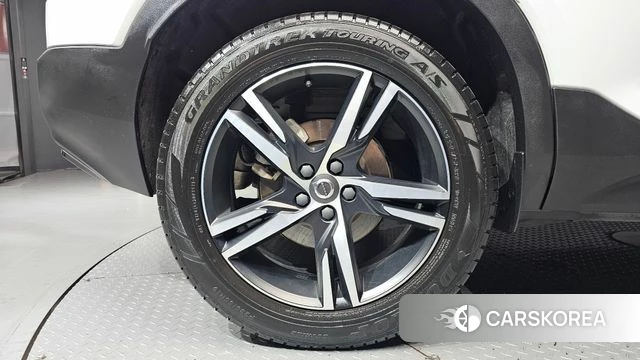 Volvo XC40 id 4780237 из Кореи 15