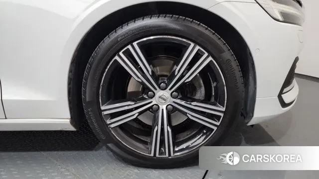 Volvo S60 3rd generation id 3556819 из Кореи 15