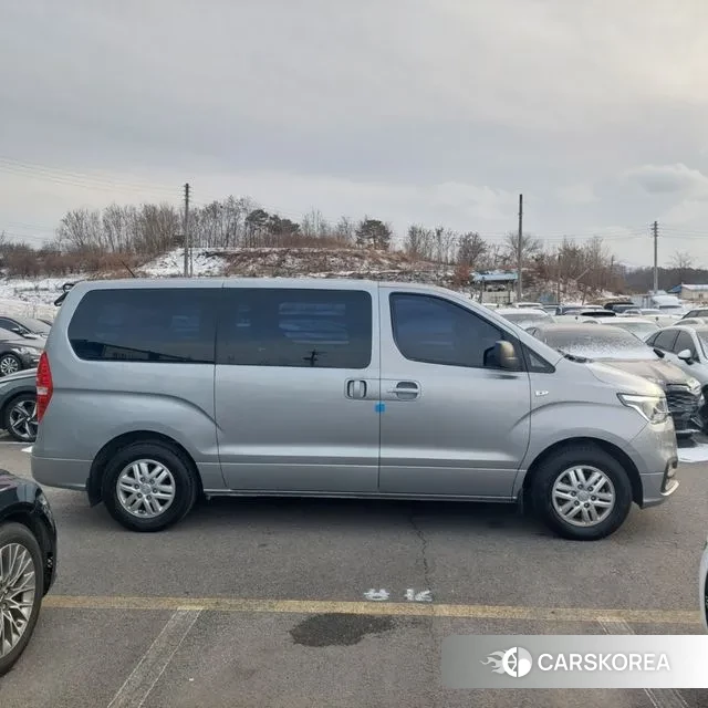 Hyundai The New Grand Starex id 3608086 из Кореи 15