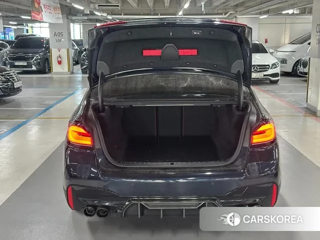 BMW 5 Series (G30) id 3452765 из Кореи 13