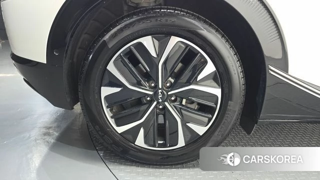 Kia EV6 id 4898631 из Кореи 25