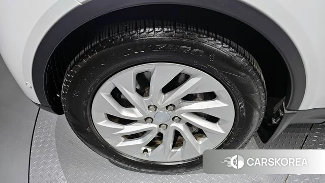 Land Rover Discovery 5 id 4016862 из Кореи 15