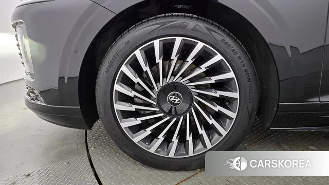 Hyundai Grandeur (GN7) id 3599480 из Кореи 15